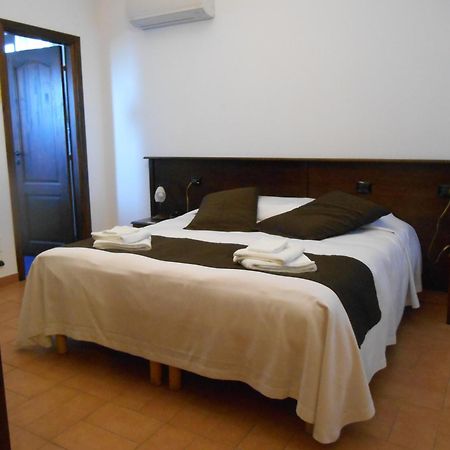 Bed & Breakfast Giardini Di Marzo Lecce Kültér fotó