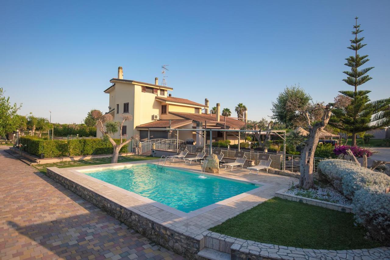 Bed & Breakfast Giardini Di Marzo Lecce Kültér fotó