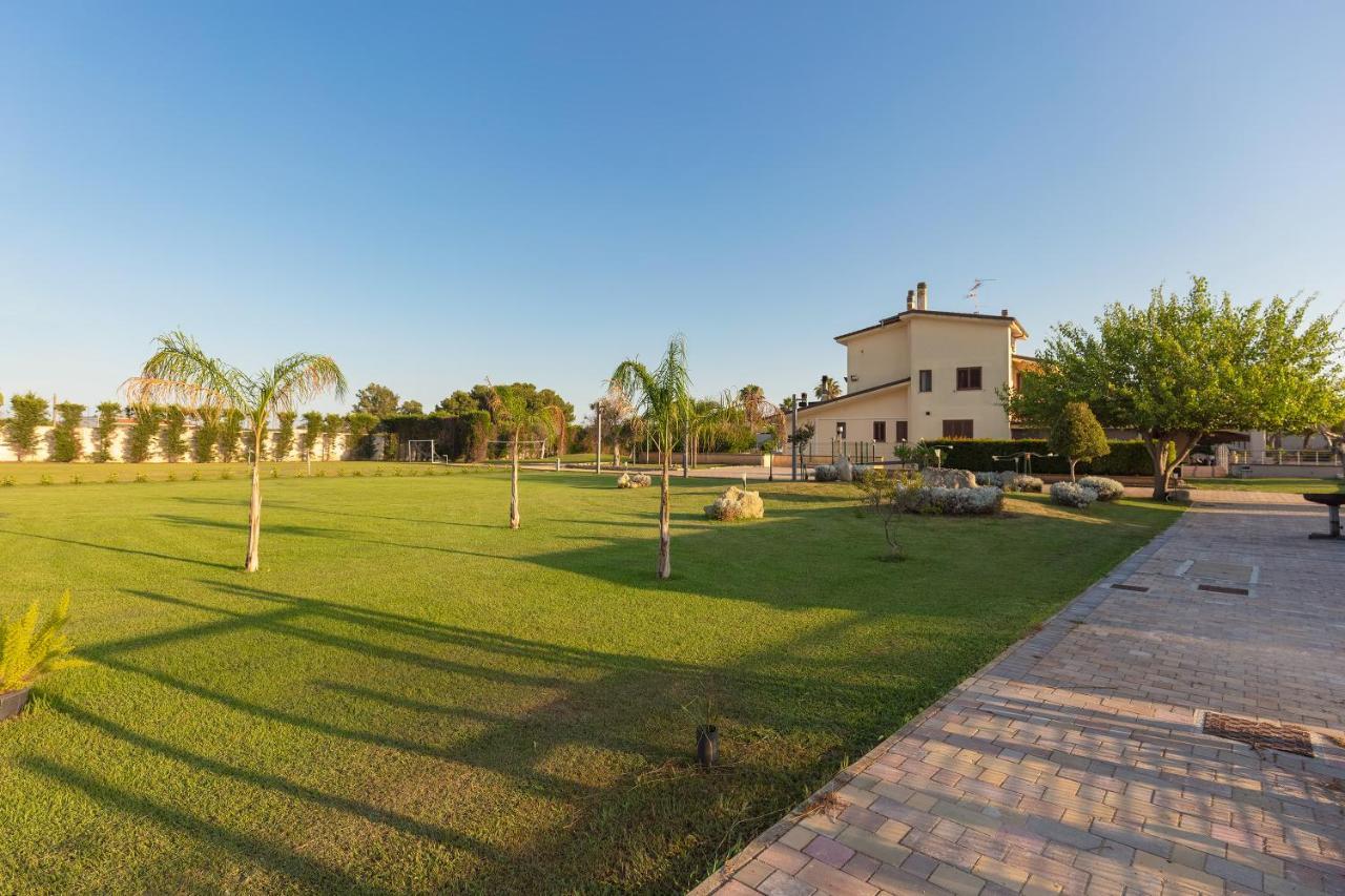 Bed & Breakfast Giardini Di Marzo Lecce Kültér fotó