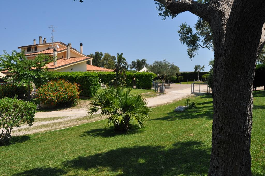 Bed & Breakfast Giardini Di Marzo Lecce Kültér fotó