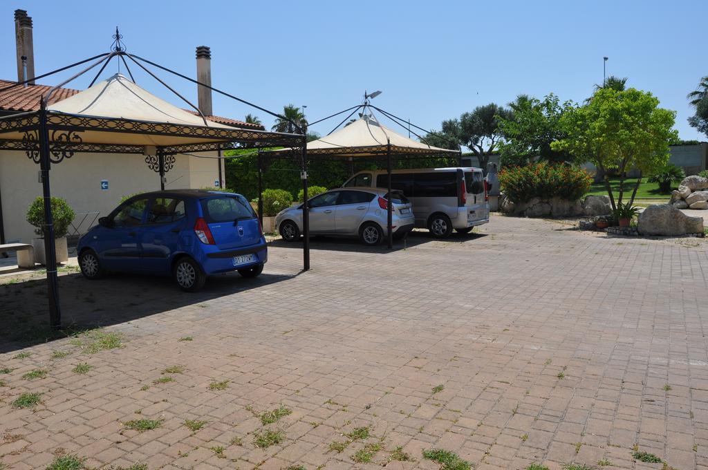 Bed & Breakfast Giardini Di Marzo Lecce Kültér fotó