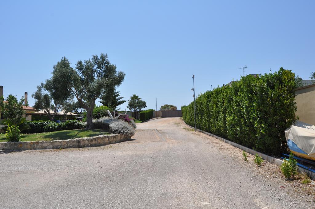 Bed & Breakfast Giardini Di Marzo Lecce Kültér fotó
