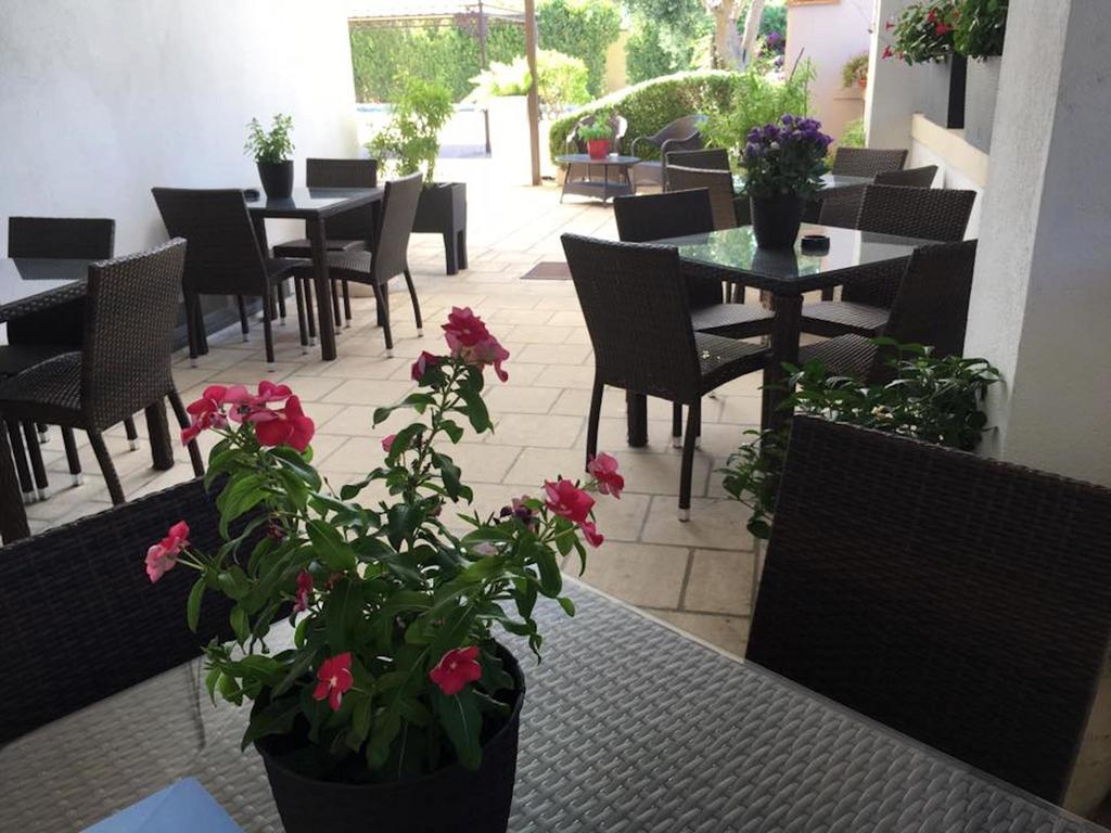 Bed & Breakfast Giardini Di Marzo Lecce Kültér fotó