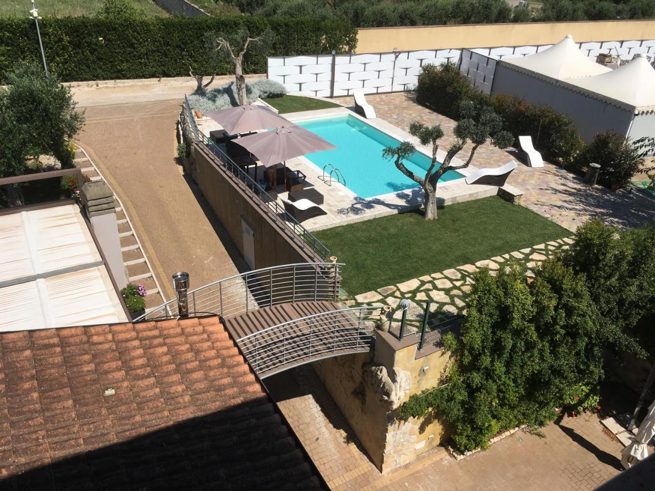 Bed & Breakfast Giardini Di Marzo Lecce Kültér fotó