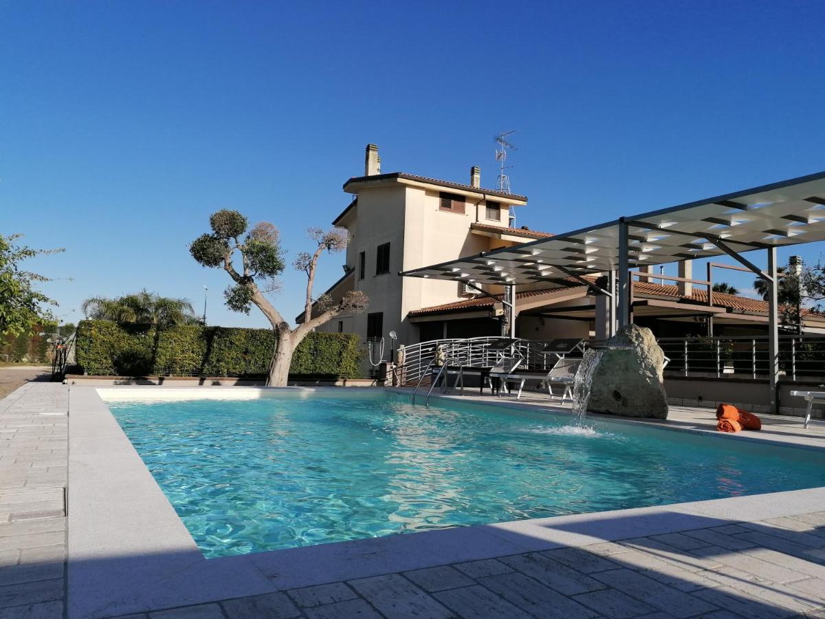 Bed & Breakfast Giardini Di Marzo Lecce Kültér fotó